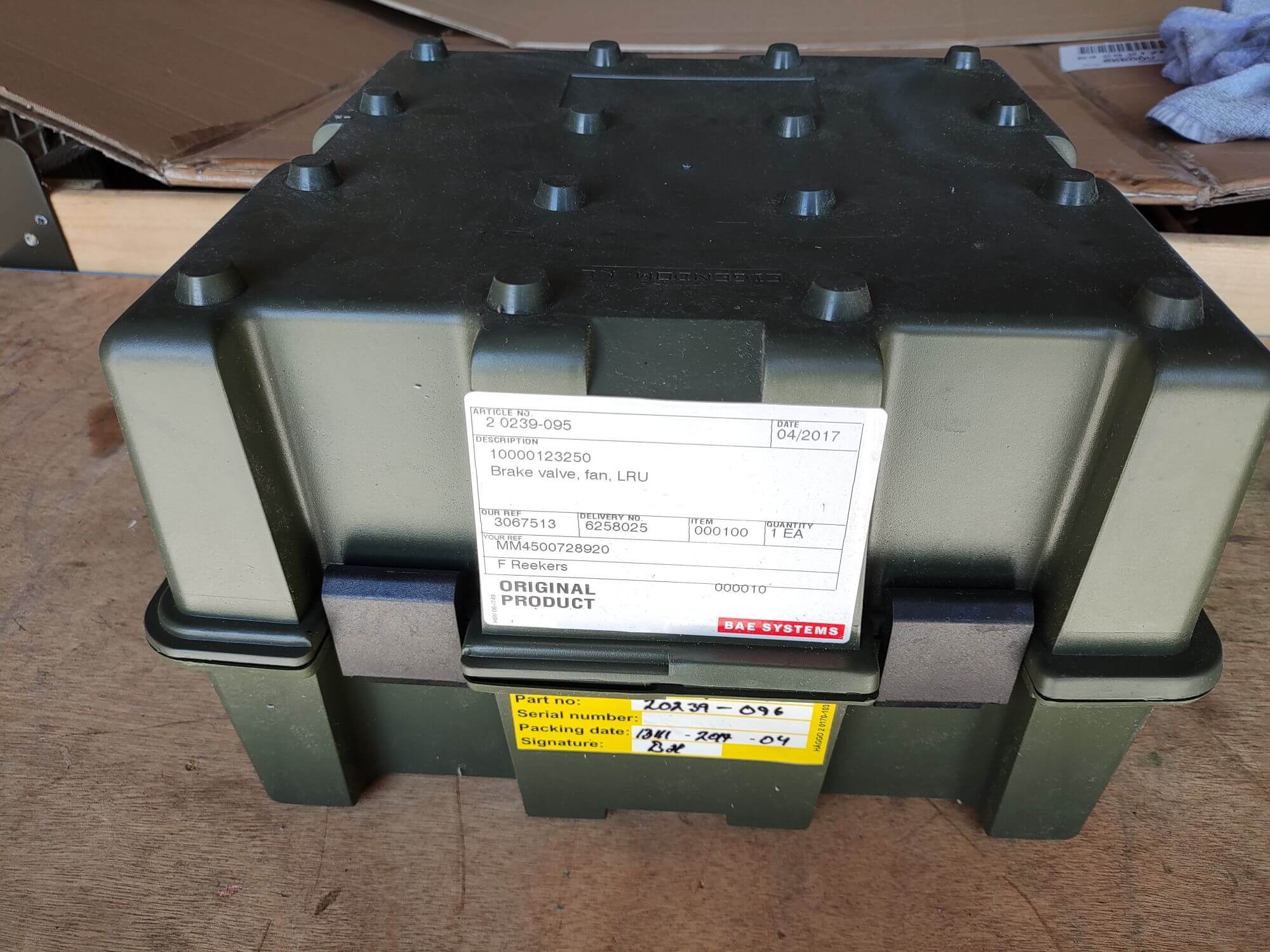 Militär Kiste Transport Box Kunststoff stapelbar 31x31x21cm